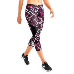 NWT Performance Capri